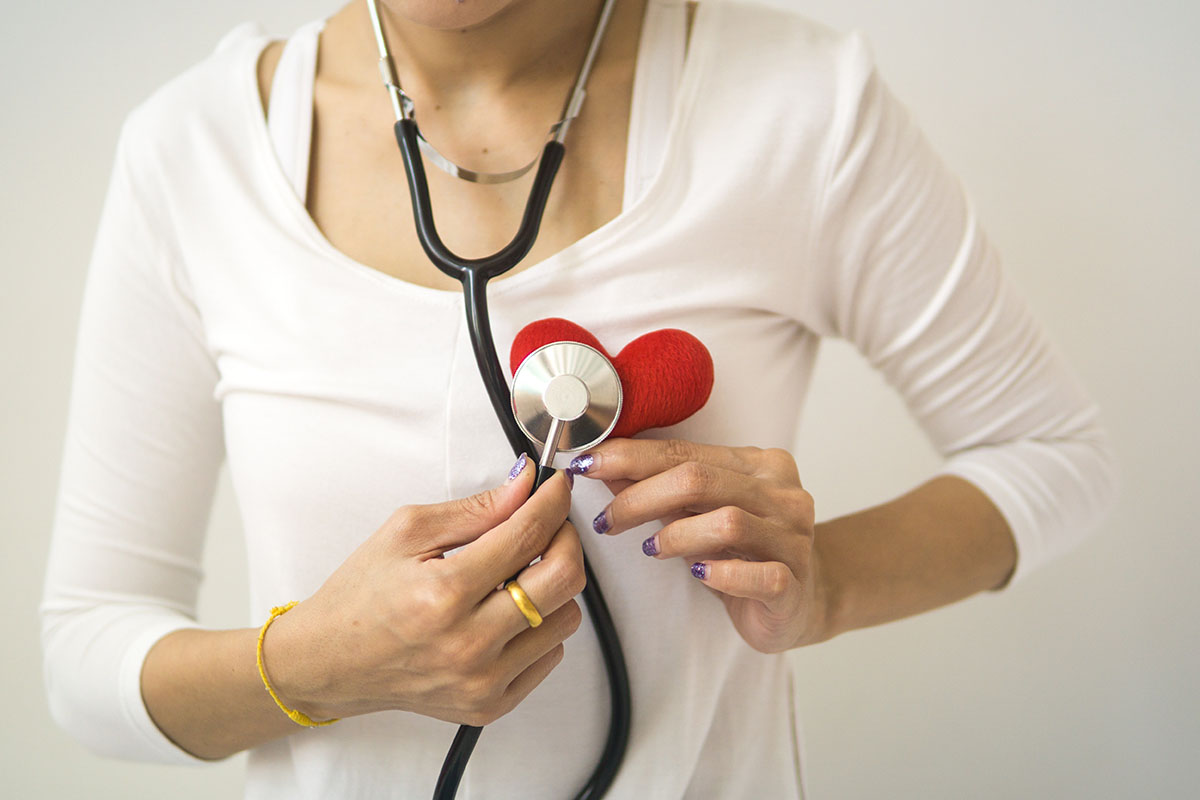 qual a diferenca entre fibrilacao atrial e fibrilacao ventricular